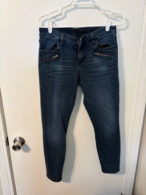 Women’s Dark Blue Skinny Jeans with Zip Pocket Detail